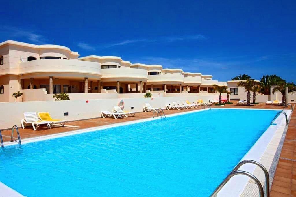 Riviera Park 7A - Air Con- Wi-Fi- Uk Channels- 5 Minutes Walking From The Sea Tías Exterior foto